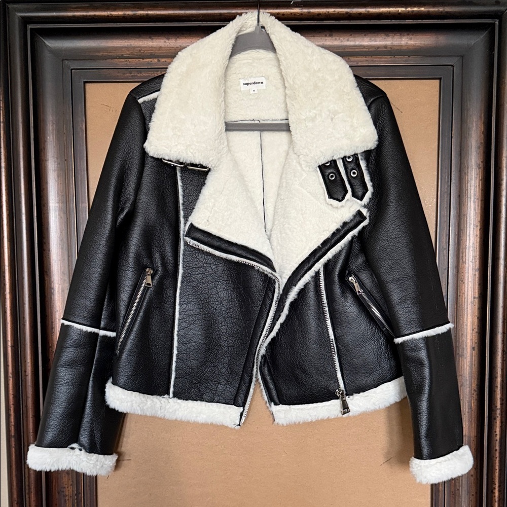 Superdown Genna Black Faux Leather Shearling Moto Jacket - Picture 2 of 8